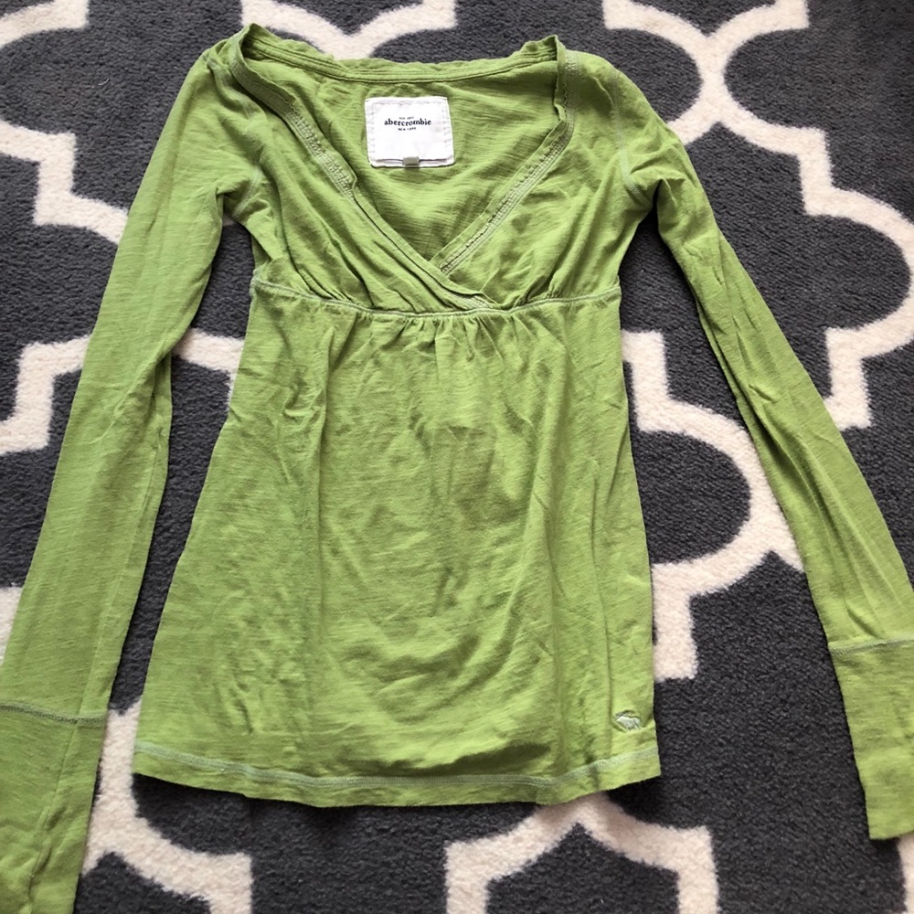 abercrombie long sleeve top size m